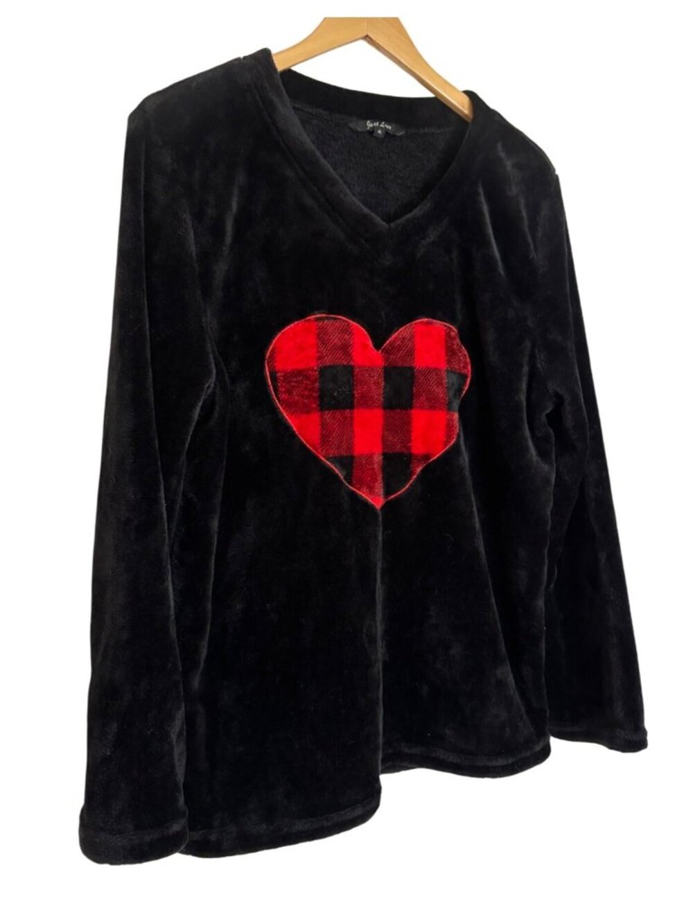 Just Love Black Fleece Pullover Red Buffalo Plaid Heart V Neck Top Sz XL
